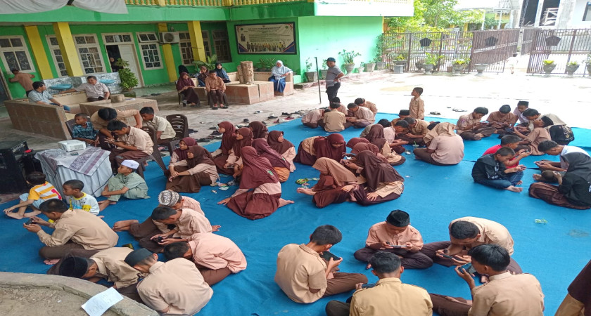 MTs Darul Mubin Gelar Meeting Class dengan Turnamen E-sport